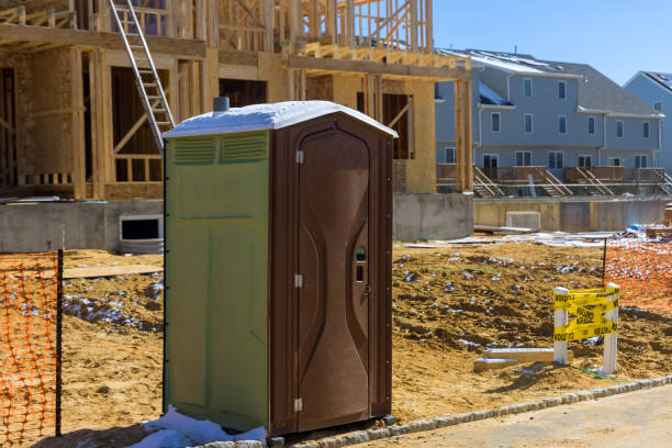 Best Portable restroom trailer rental  in Cloverdale, IN