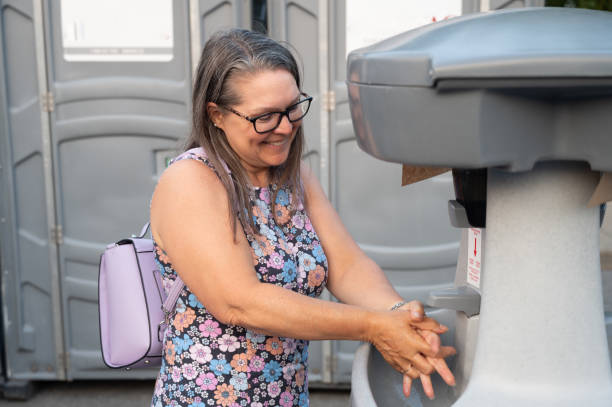Best Wedding porta potty rental  in Cloverdale, IN